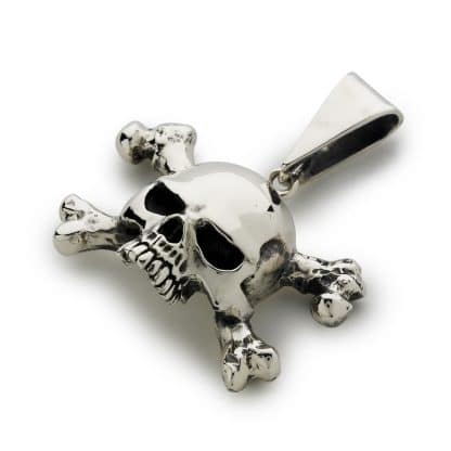slash-skull-and-crossbones-pendant-angled-1.jpg