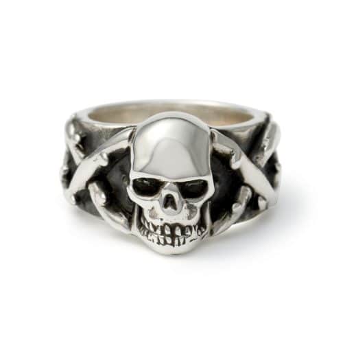 skull-and-thorns-ring-front